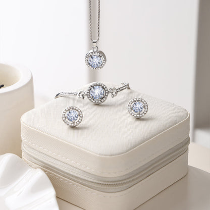 Love Accessories Jewelry Set With A Jewelry Box