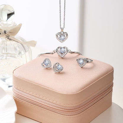 Love Accessories Jewelry Set With A Jewelry Box