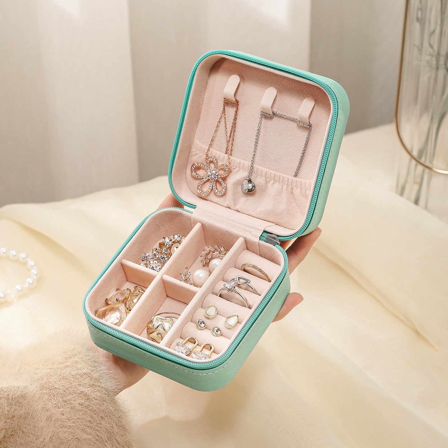 Travel Faux Leather Jewelry Box with Zip